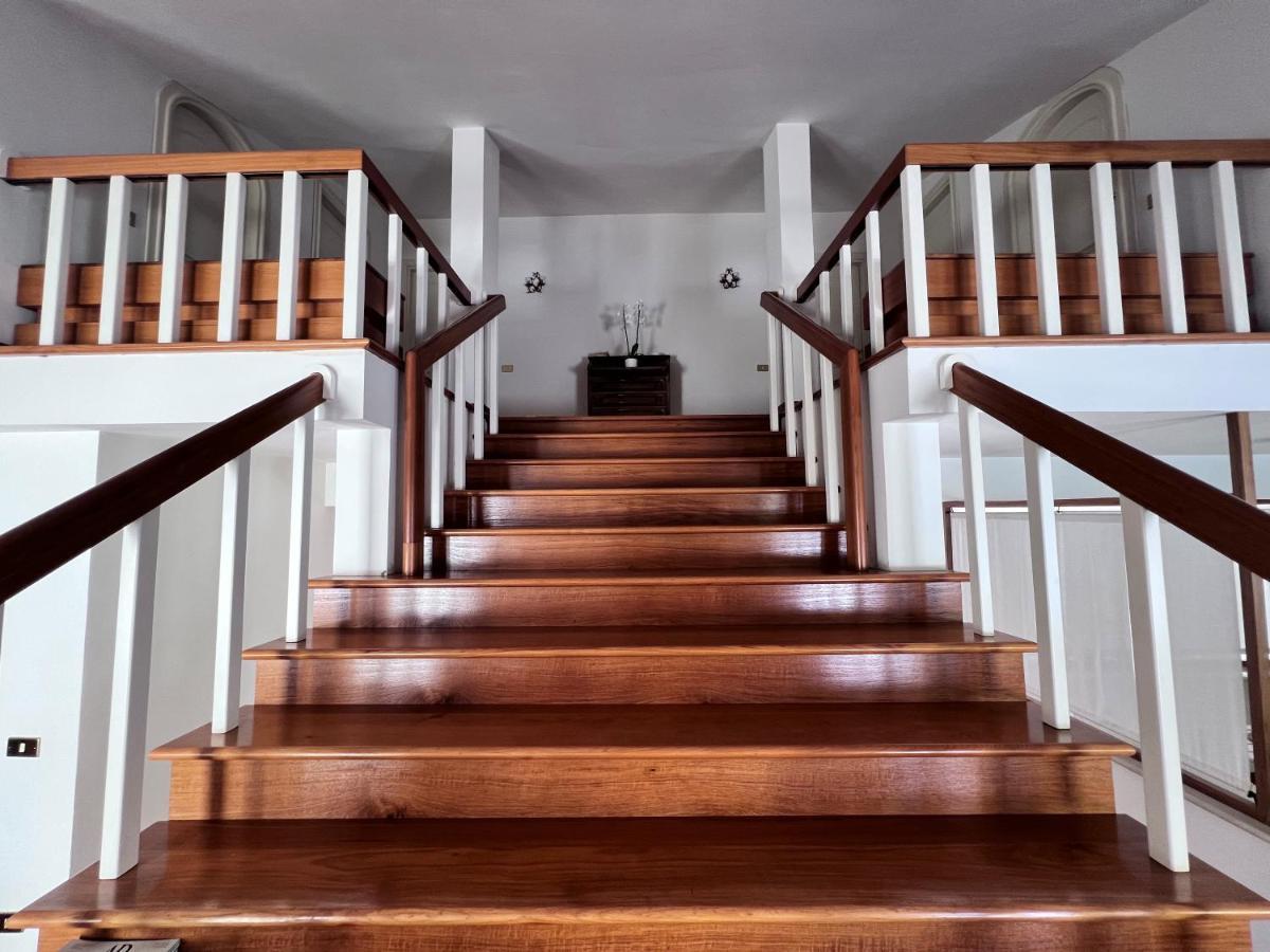 Villa Luxury Roma Marco Simone Kültér fotó